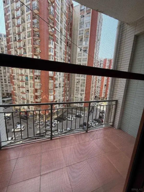 Kirayə verilir 3 otaqlı mənzil 126 m²