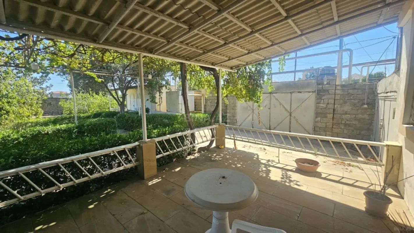 Satılır 3 otaqlı həyət evi 12 m²