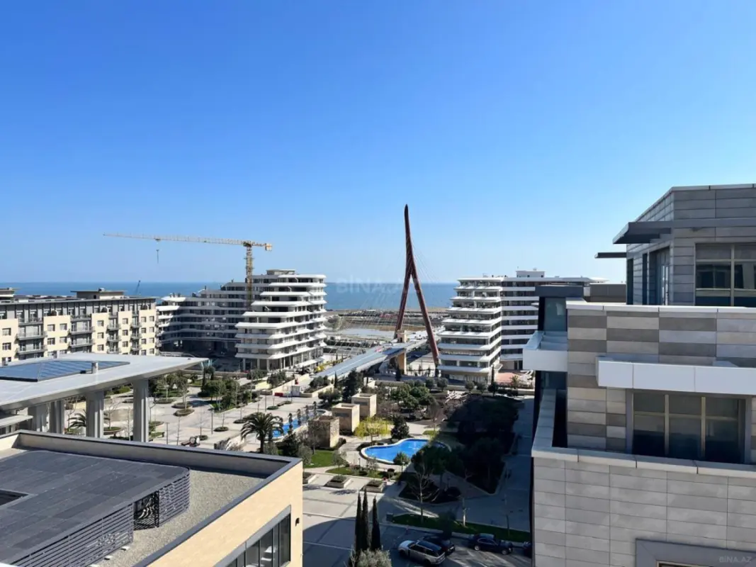 Satılır obyekt 450 m²