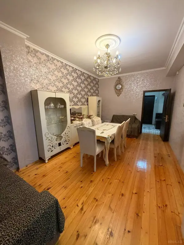 Satılır 2 otaqlı mənzil 56 m²