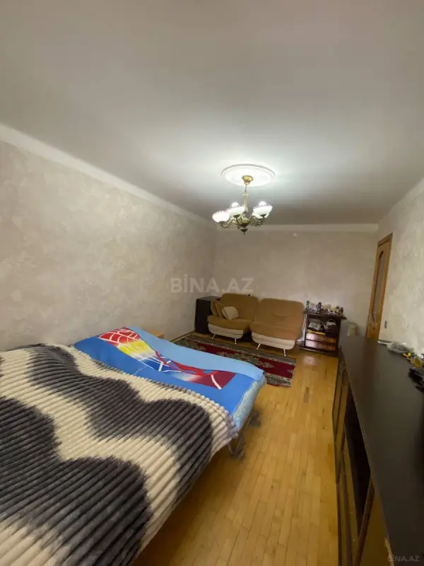 Satılır 1 otaqlı mənzil 37 m²