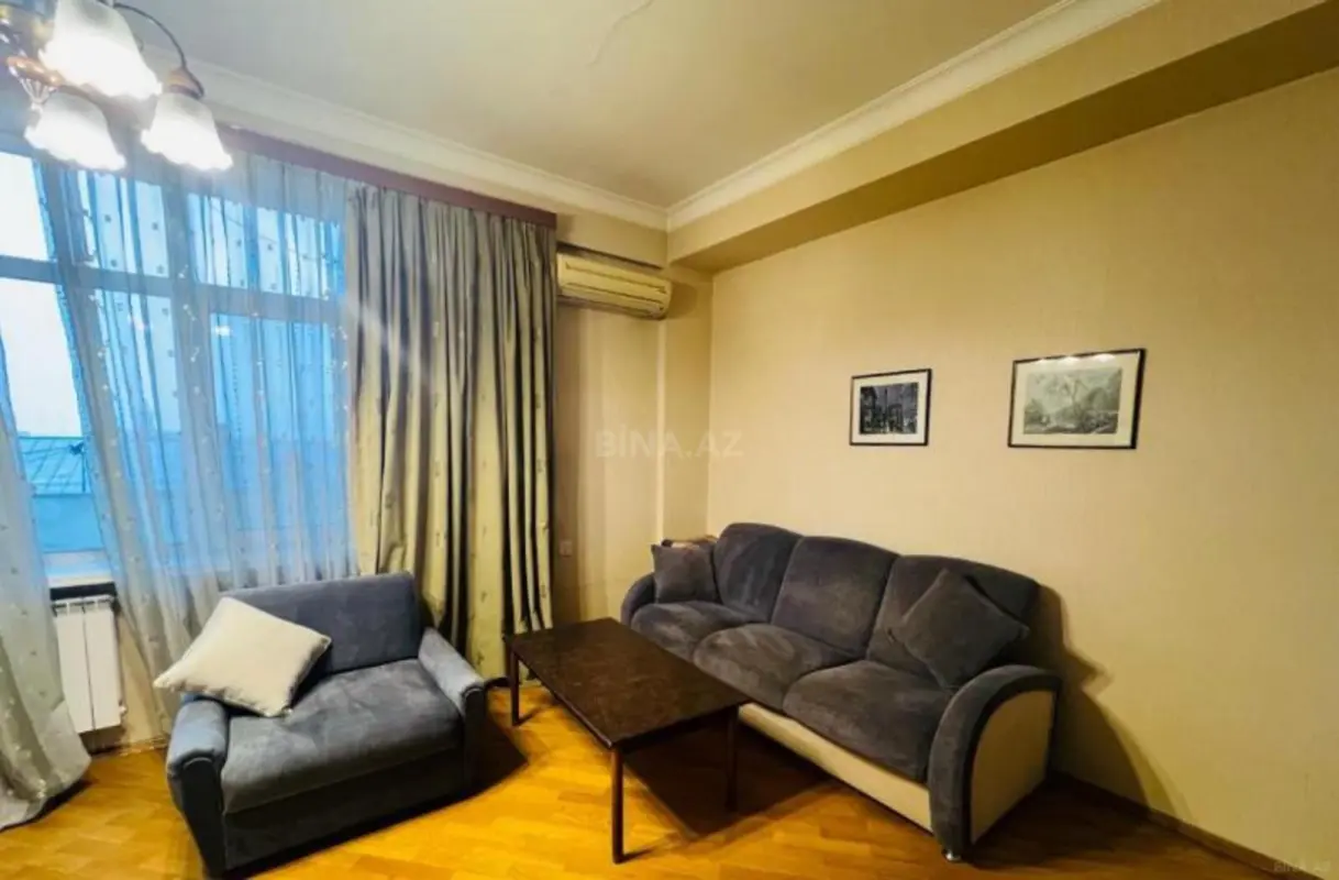 Satılır 3 otaqlı mənzil 100 m²
