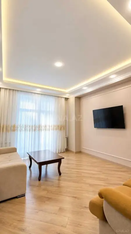 Satılır 2 otaqlı mənzil 82 m²