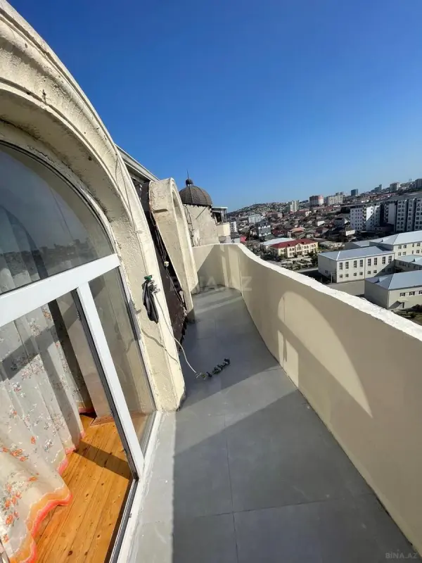 Kirayə verilir 2 otaqlı mənzil 61 m²