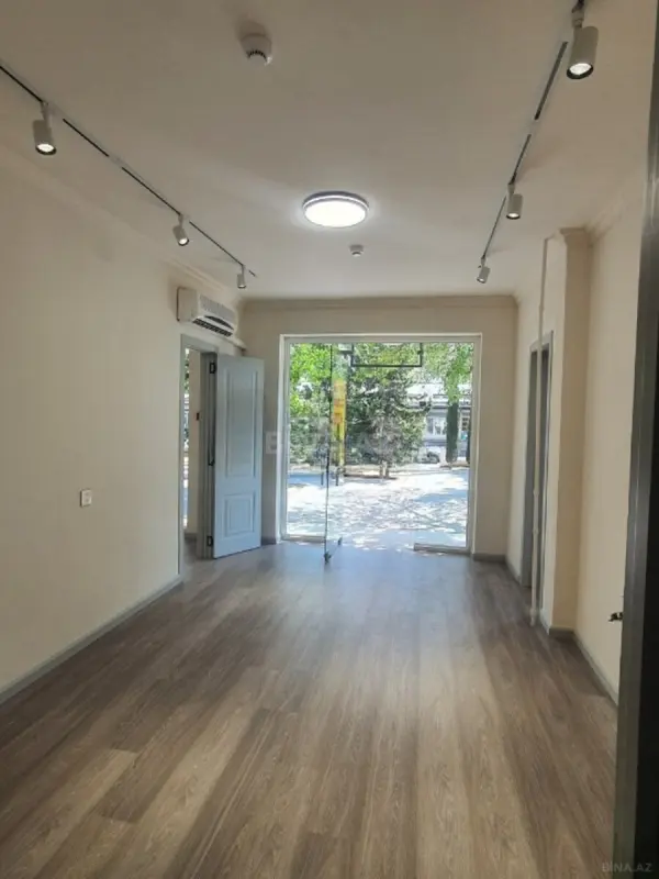 Kirayə verilir obyekt 65 m²