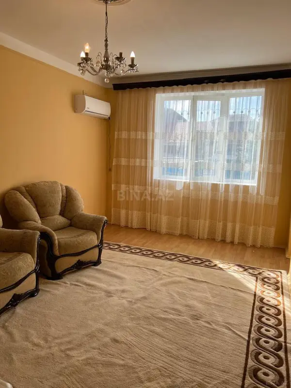 Kirayə verilir 2 otaqlı mənzil 35 m²
