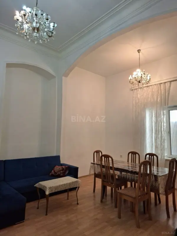 Kirayə verilir 2 otaqlı mənzil 64 m²