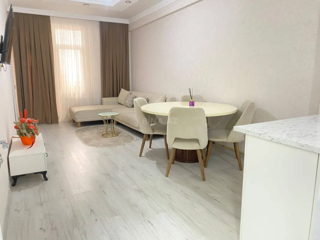 Kirayə verilir 3 otaqlı mənzil 83 m²