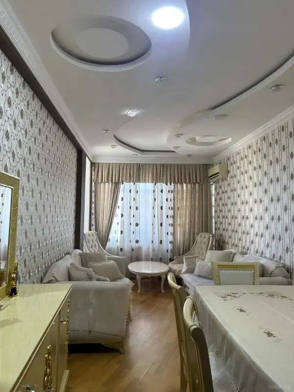 Satılır 3 otaqlı mənzil 110 m²