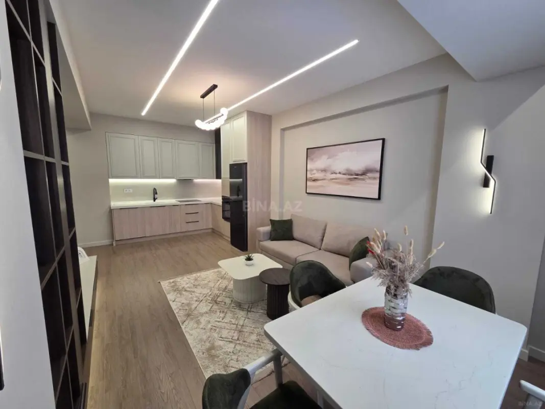 Kirayə verilir 2 otaqlı mənzil 65 m²