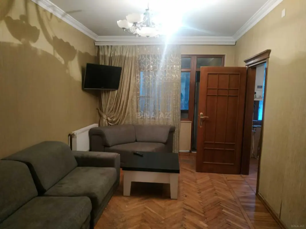 Satılır 3 otaqlı mənzil 68 m²