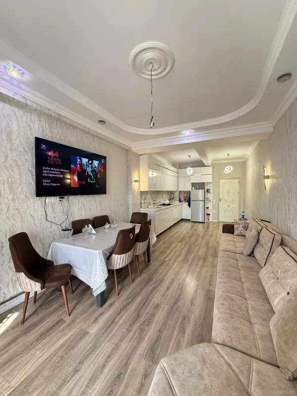 Satılır 3 otaqlı mənzil 110 m²
