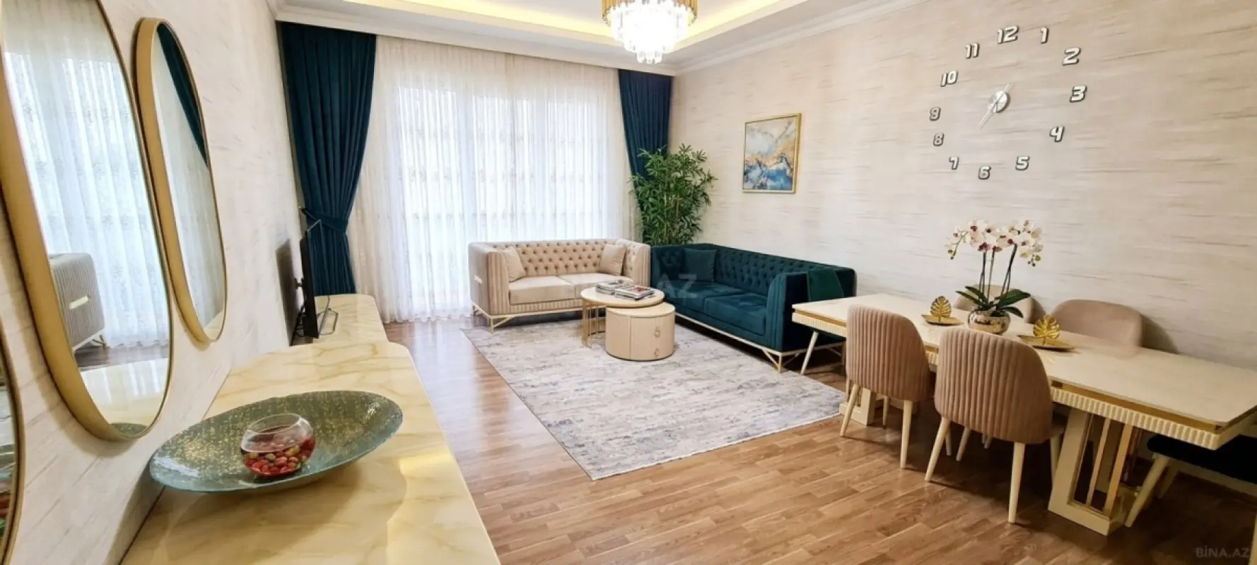 Satılır 3 otaqlı mənzil 138 m²