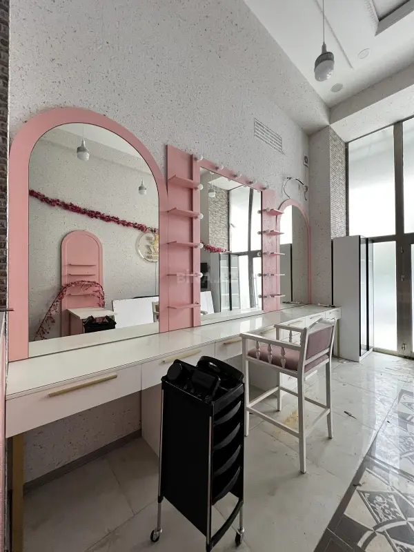 Satılır obyekt 40 m²