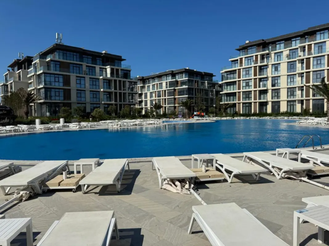 Satılır 2 otaqlı mənzil 86.6 m²