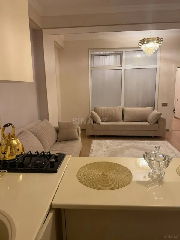 Kirayə verilir 2 otaqlı mənzil 70 m²