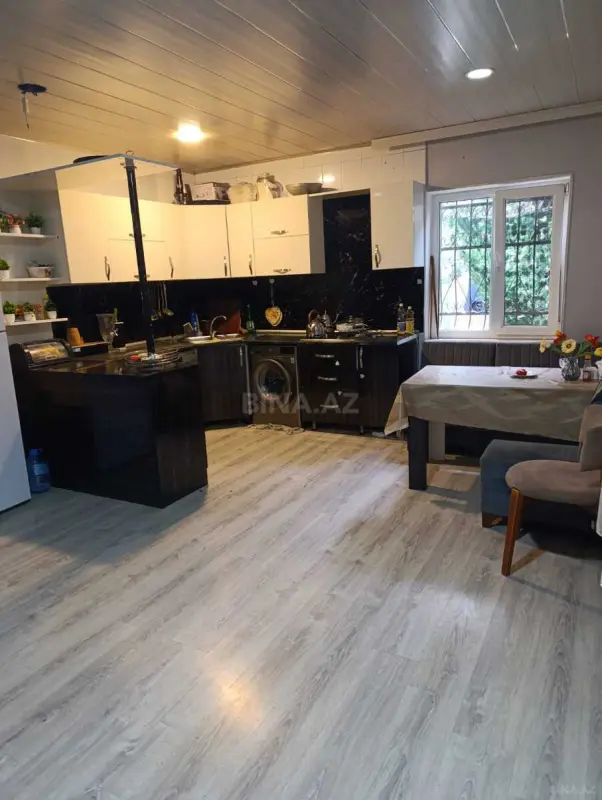 Satılır 4 otaqlı həyət evi 150 m²
