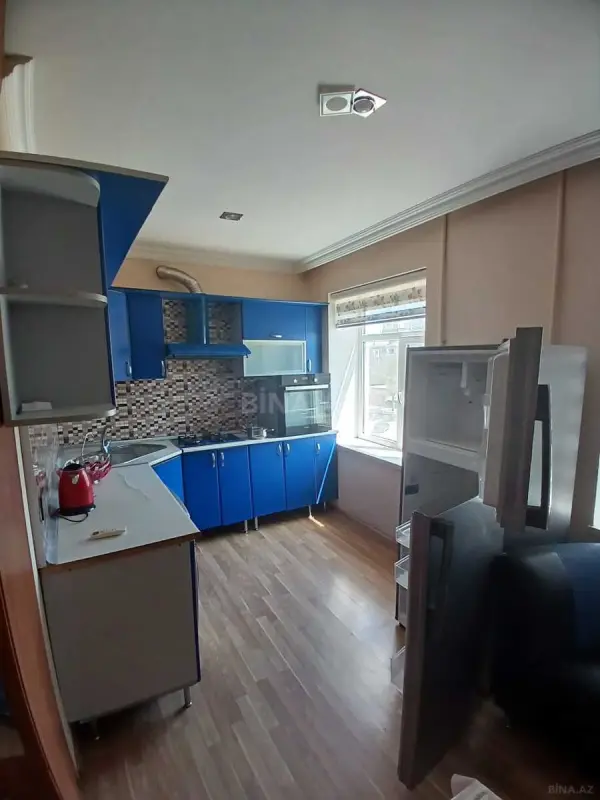 Kirayə verilir 3 otaqlı mənzil 95 m²