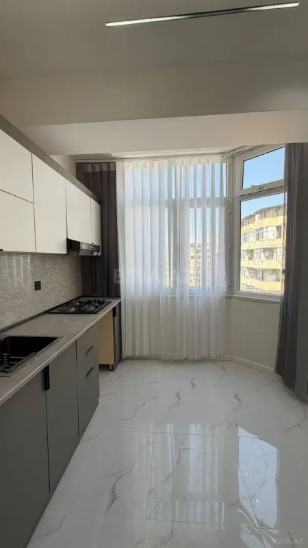 Satılır 2 otaqlı mənzil 61 m²