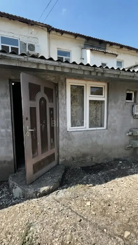 Satılır 2 otaqlı həyət evi 51 m²
