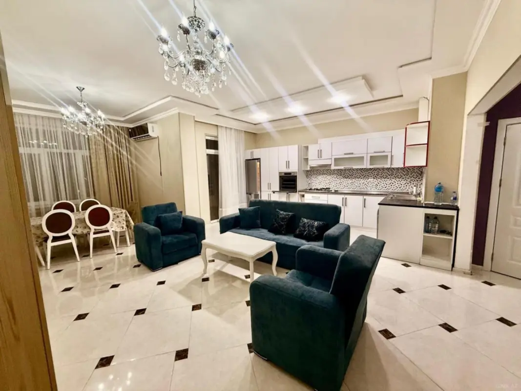 Kirayə verilir 3 otaqlı mənzil 120 m²