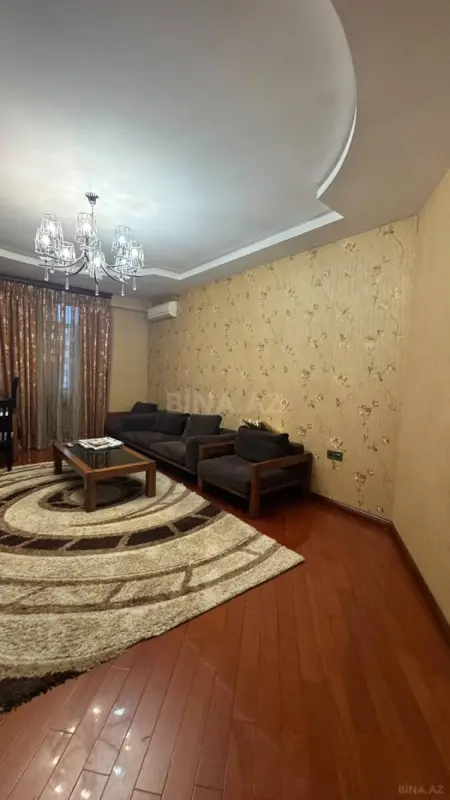 Satılır 2 otaqlı mənzil 100 m²