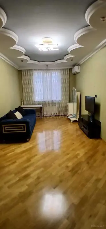 Kirayə verilir 2 otaqlı mənzil 80 m²