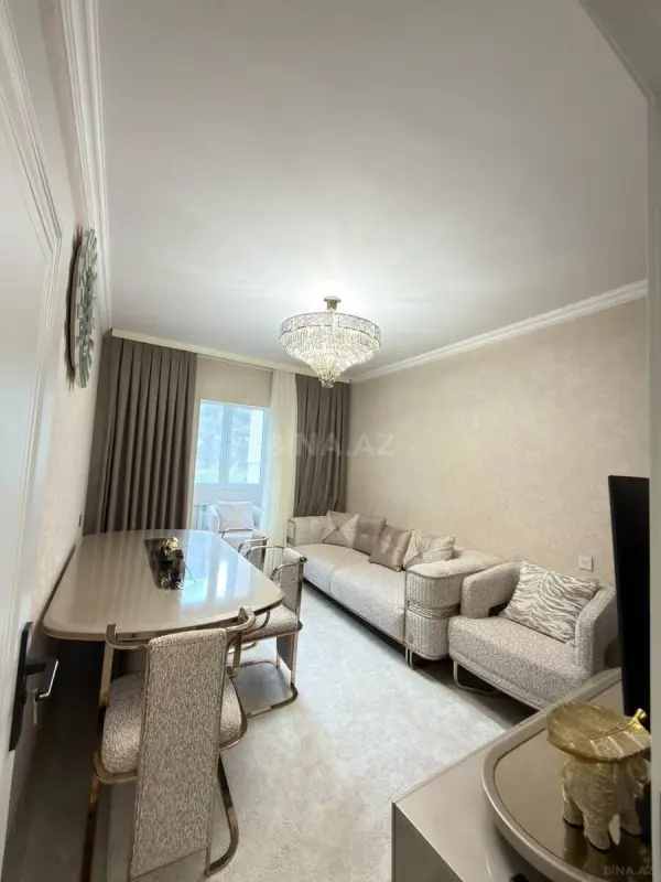 Satılır 2 otaqlı mənzil 75 m²