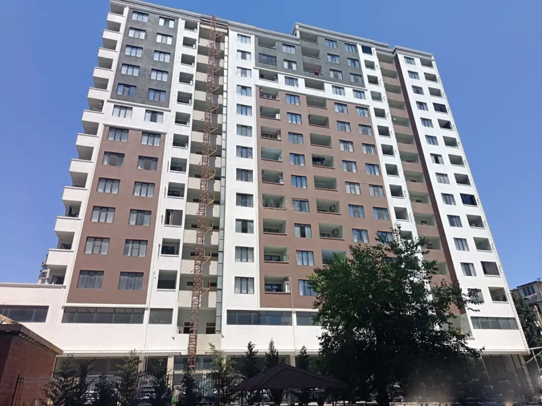 Satılır 3 otaqlı mənzil 84 m²