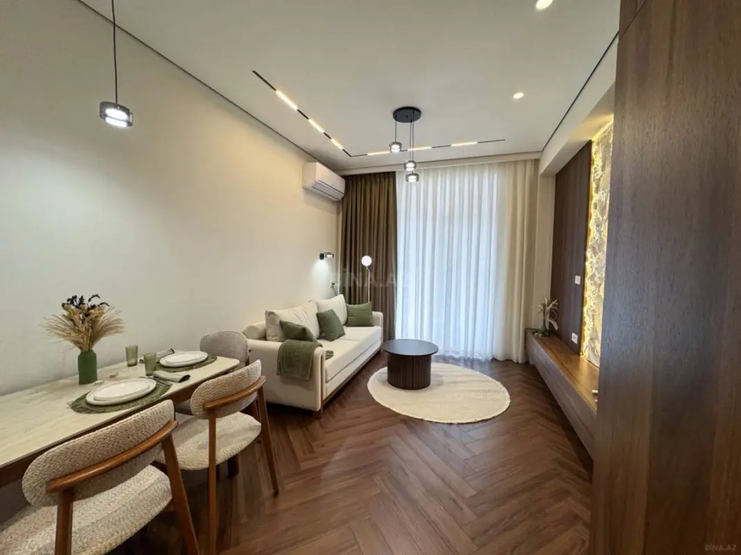 Satılır 2 otaqlı mənzil 67 m²