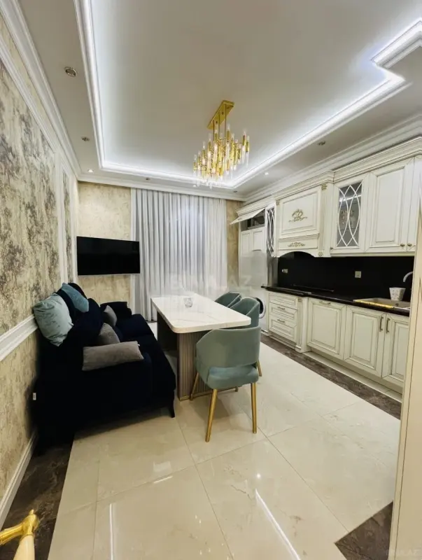 Kirayə verilir 3 otaqlı mənzil 100 m²
