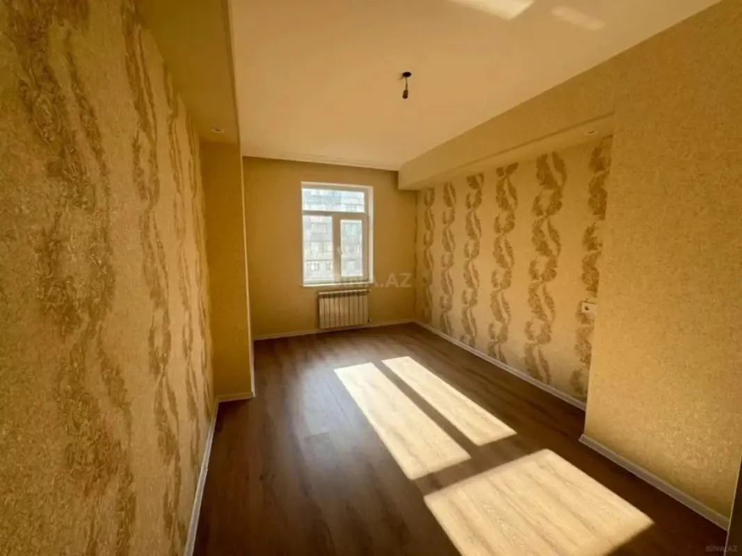 Satılır 3 otaqlı mənzil 76 m²