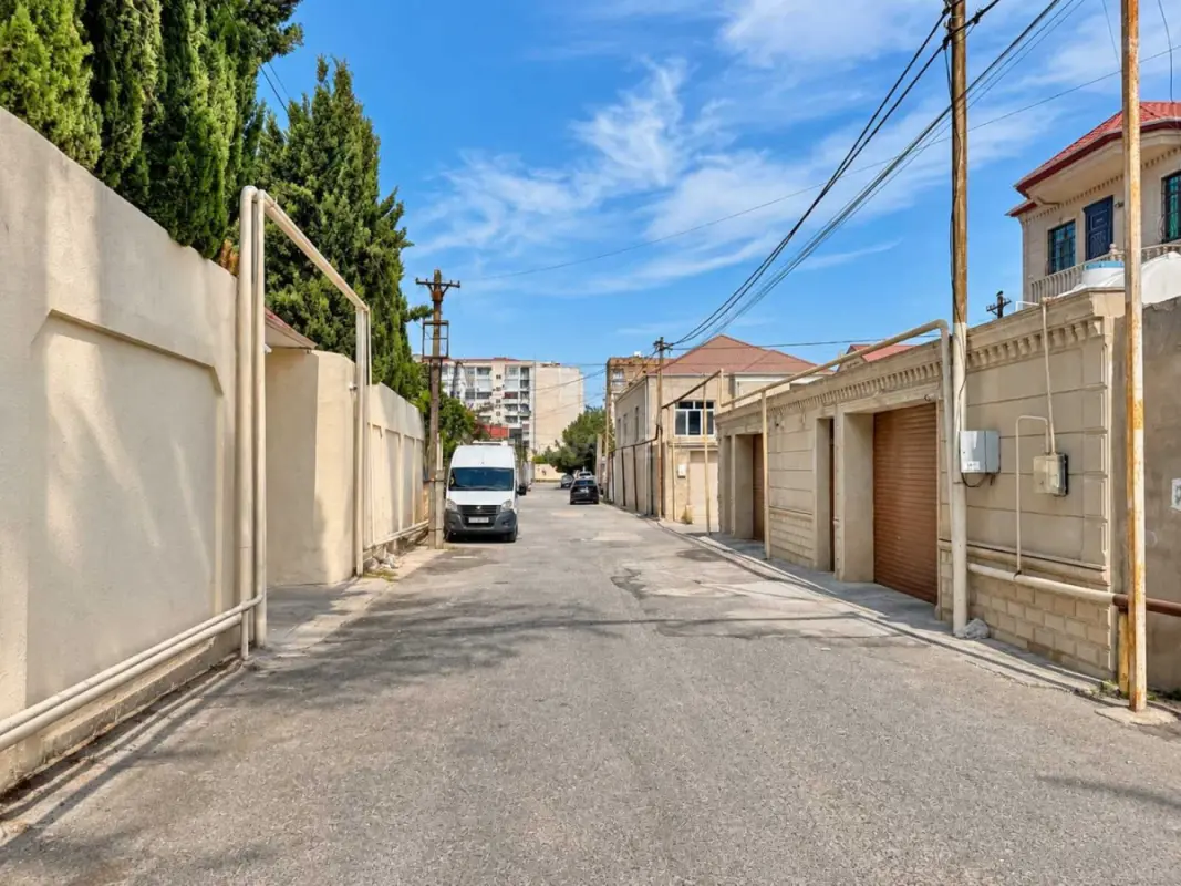 Satılır 5 otaqlı həyət evi 150 m²
