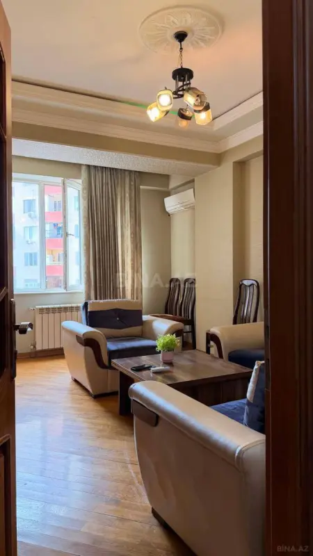 Satılır 2 otaqlı mənzil 52 m²