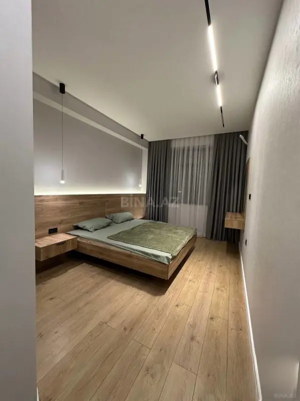 Satılır 3 otaqlı mənzil 105 m²