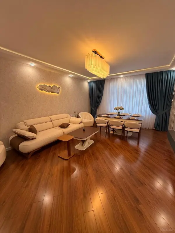 Satılır 2 otaqlı mənzil 80 m²