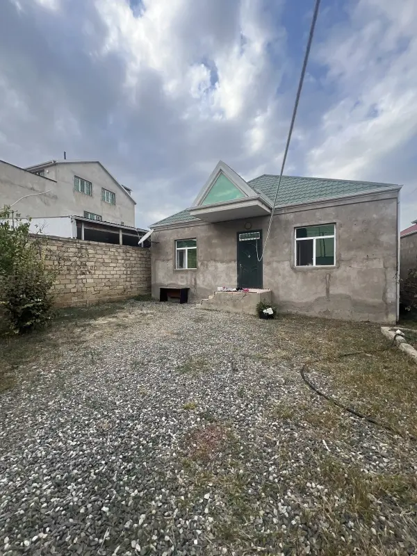Satılır 4 otaqlı həyət evi 150 m²
