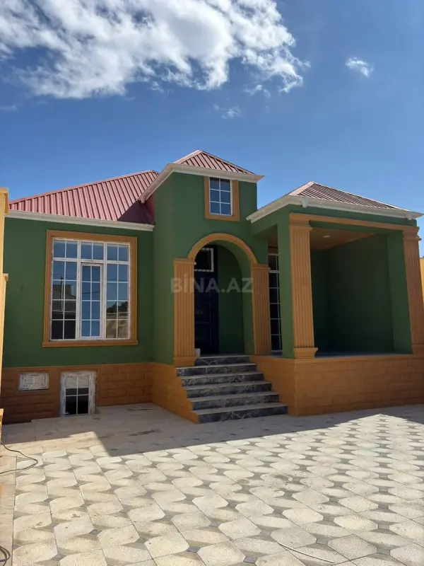 Satılır 4 otaqlı həyət evi 120 m²