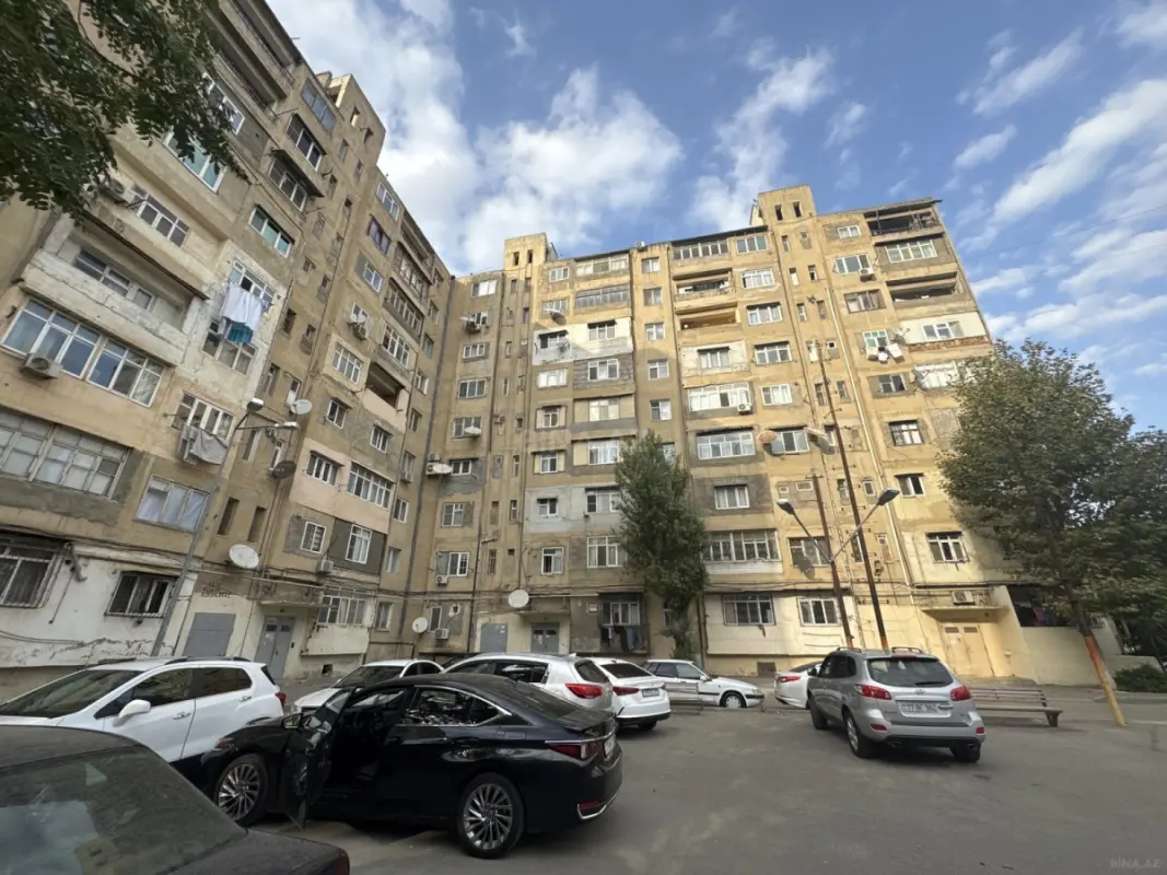 Satılır 3 otaqlı mənzil 102 m²