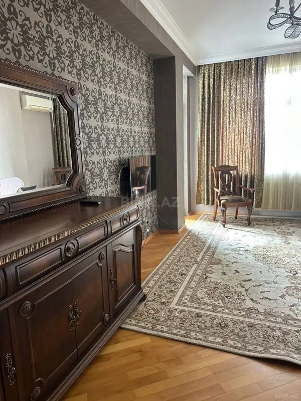Kirayə verilir 3 otaqlı mənzil 100 m²