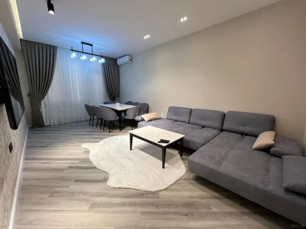 Kirayə verilir 3 otaqlı mənzil 130 m²