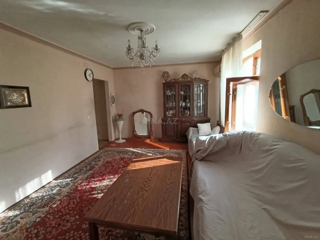 Satılır 2 otaqlı mənzil 42 m²