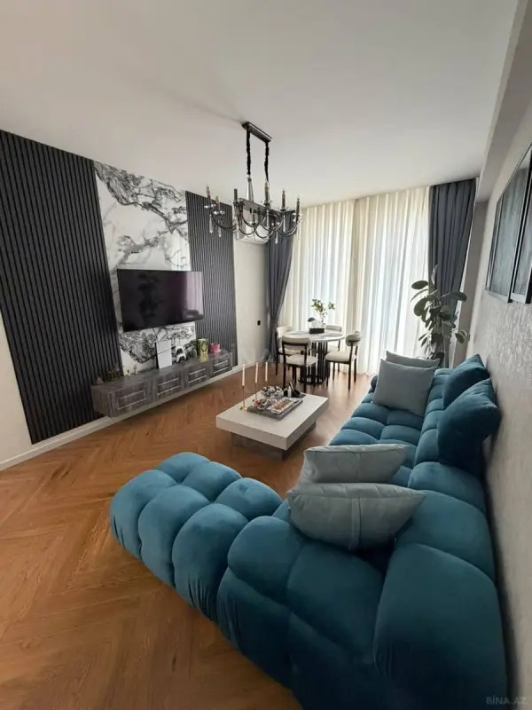 Satılır 2 otaqlı mənzil 67 m²