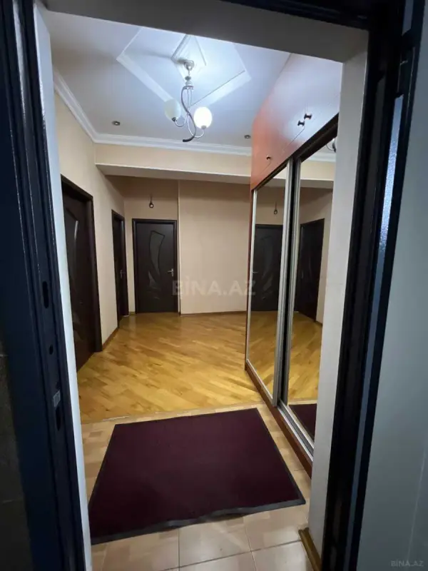 Kirayə verilir 3 otaqlı mənzil 110 m²