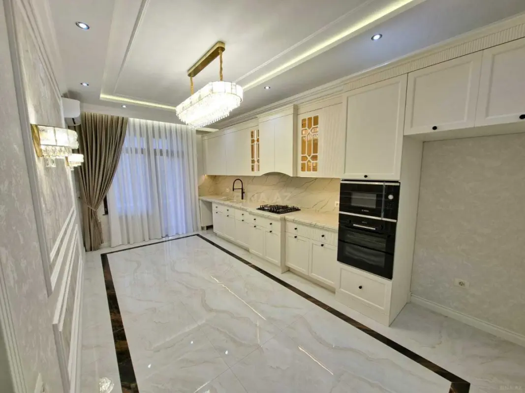 Satılır 3 otaqlı mənzil 95 m²
