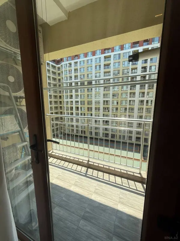 Kirayə verilir 3 otaqlı mənzil 97 m²