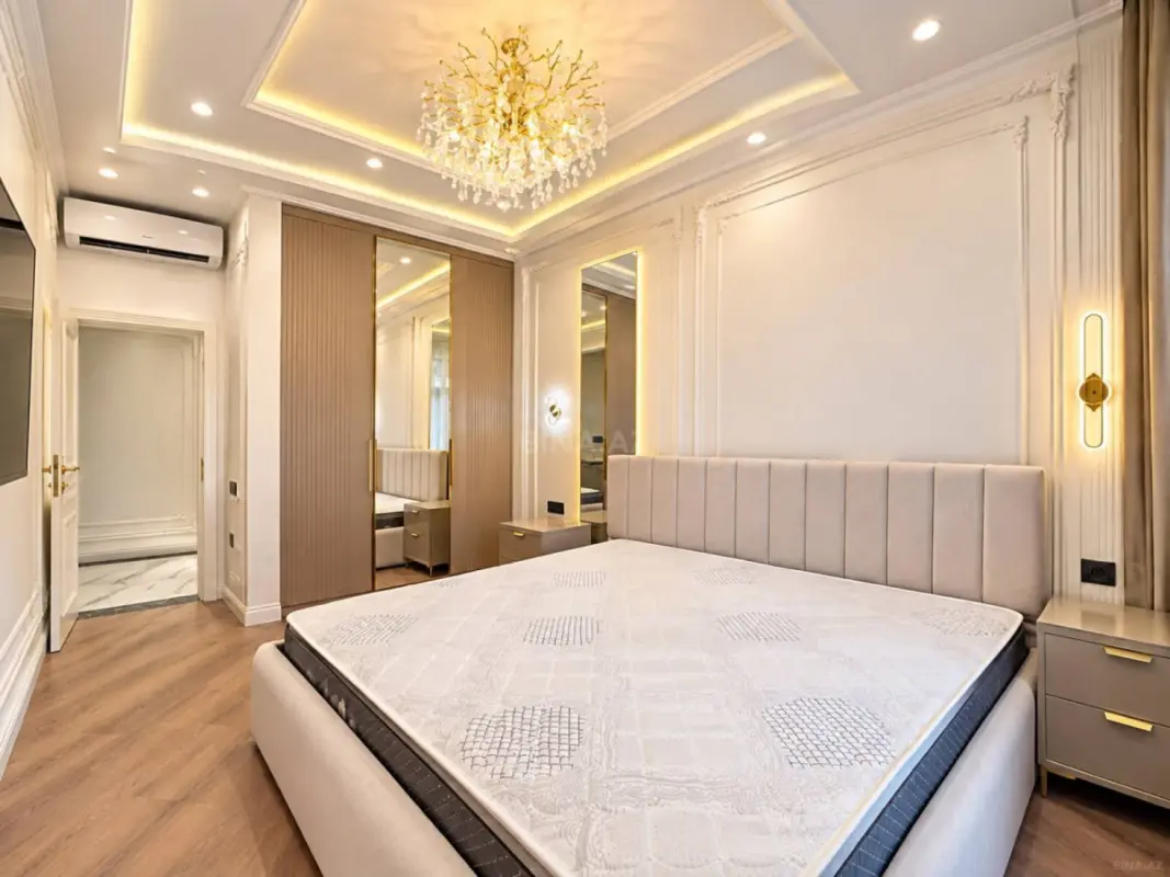 Kirayə verilir 4 otaqlı mənzil 140 m²