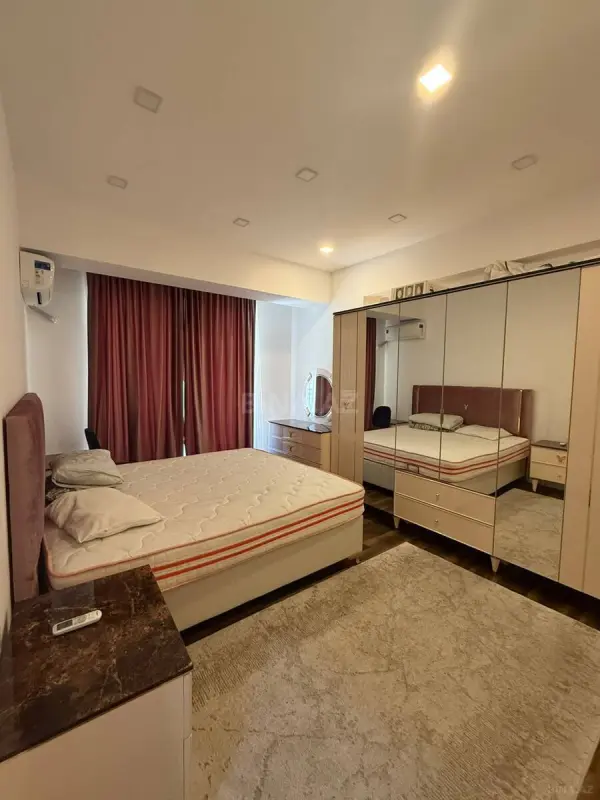 Kirayə verilir 3 otaqlı mənzil 100 m²