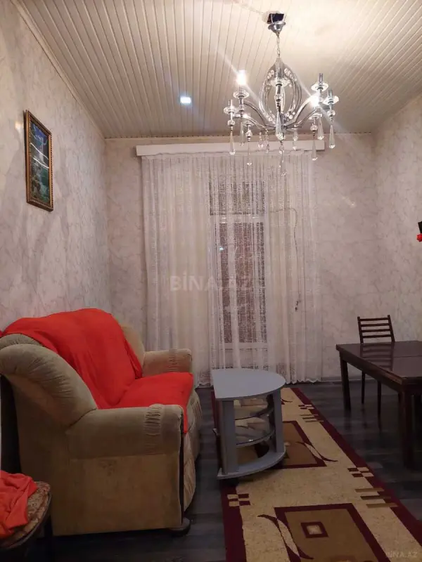 Kirayə verilir 2 otaqlı həyət evi 50 m²