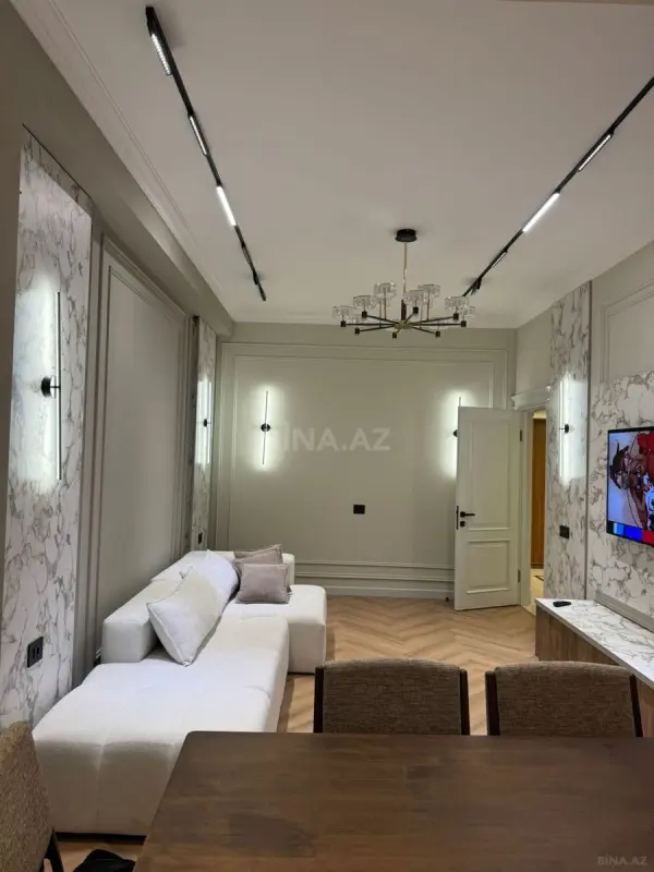 Kirayə verilir 2 otaqlı mənzil 80 m²